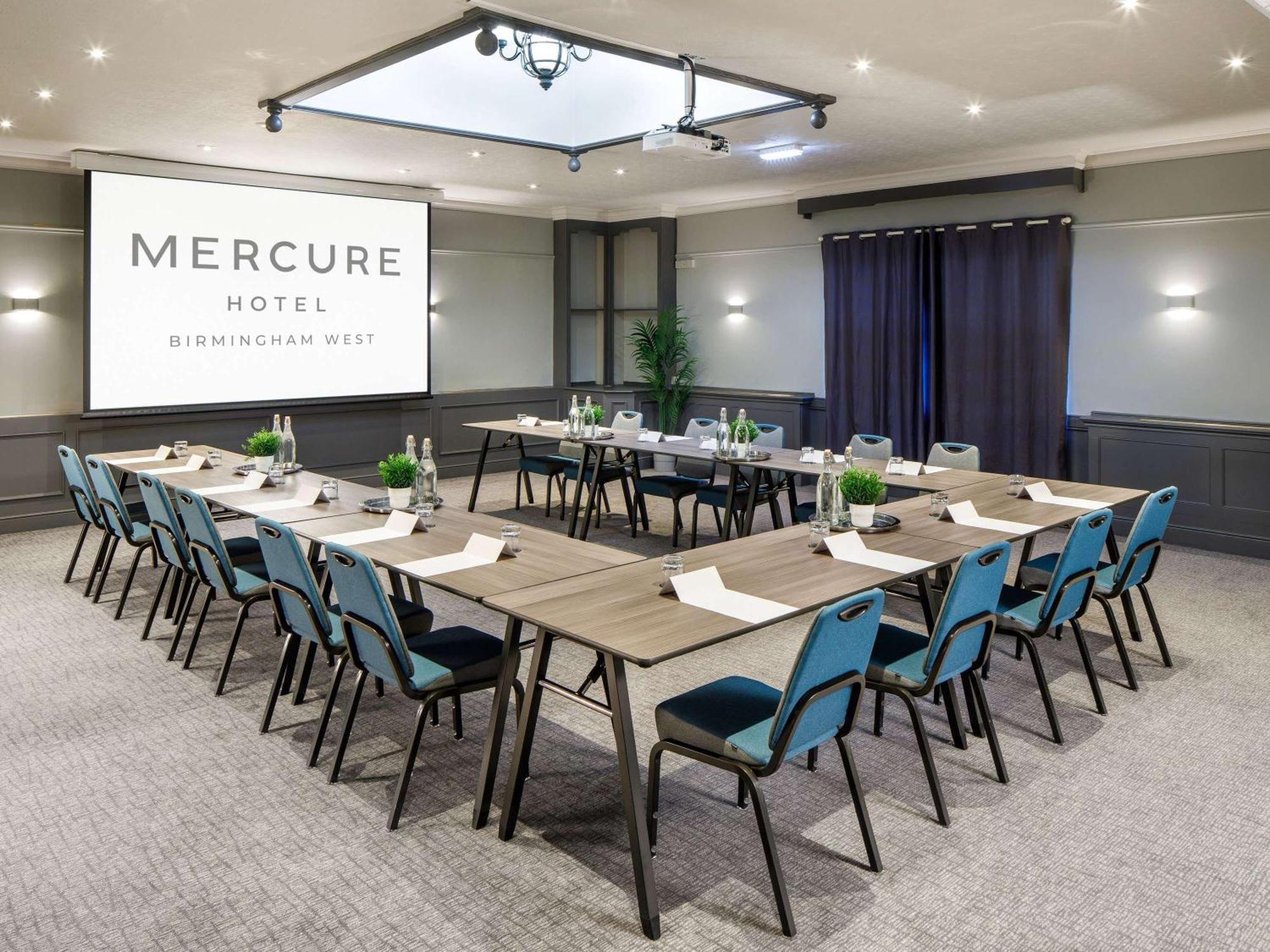Mercure Birmingham West Hotel West Bromwich Exterior photo