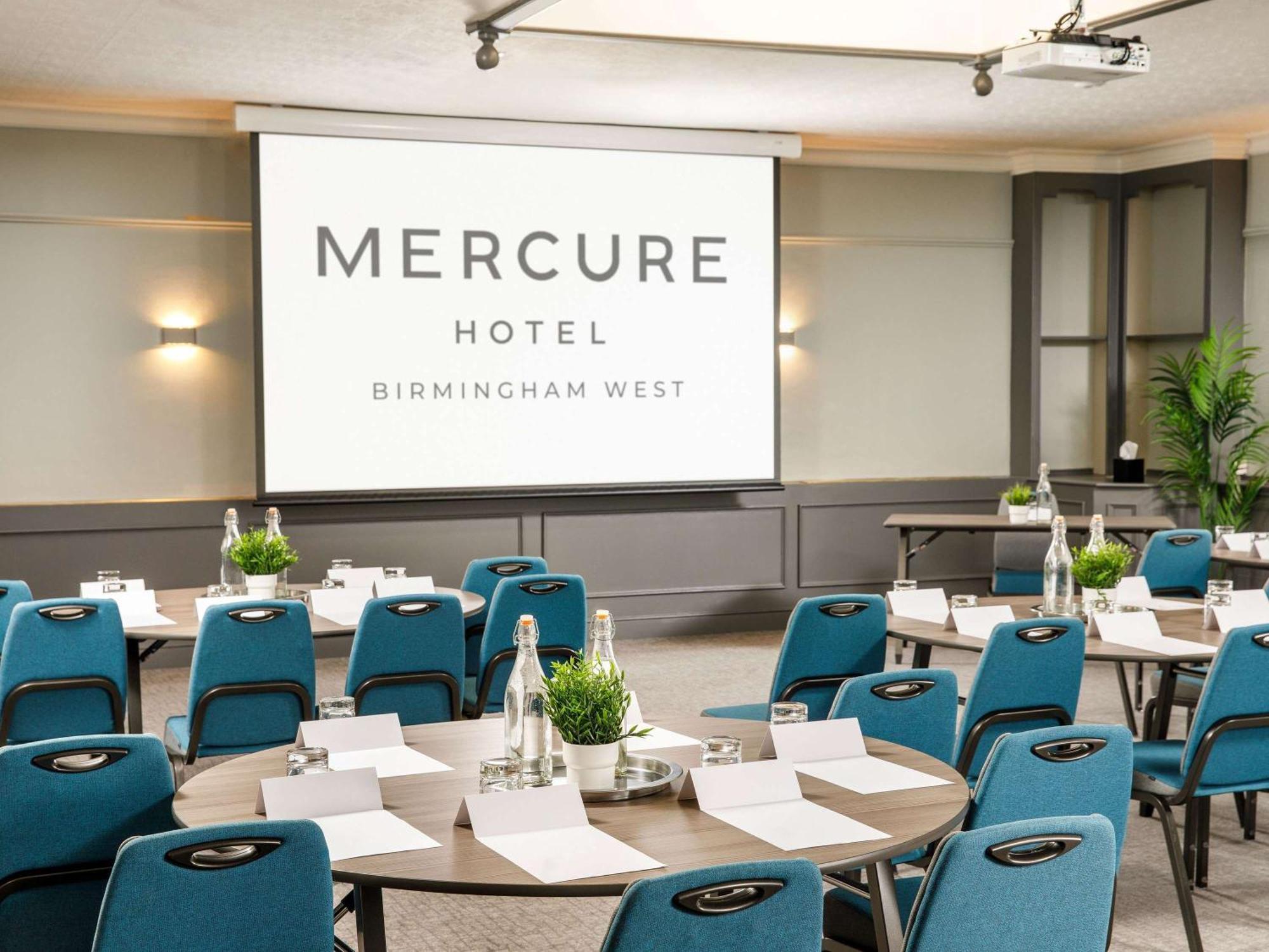 Mercure Birmingham West Hotel West Bromwich Exterior photo